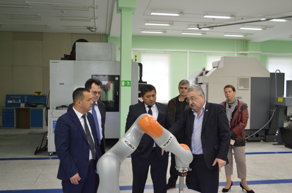 ��������� ������������� ���������-������������� ���������(����������) �������� ���������� �������� � ���������-������������ ������ ���