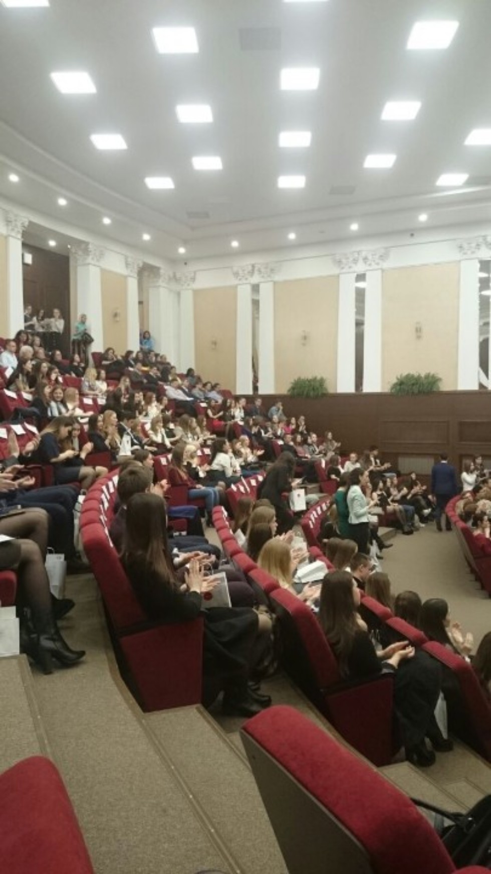 12.04.2018 в актовом зале нашего института состоялось награждение ТОП-100 лучших студентов ИУЭиФ 12.04.2018 в актовом зале нашего института состоялось награждение ТОП-100 лучших студентов ИУЭиФ