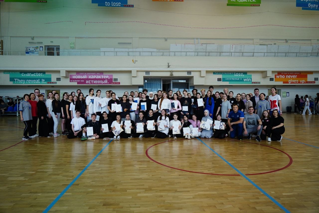 Весёлые старты 'Смелые и задорные': путь к дружному коллективу. Весёлые старты 'Смелые и задорные': путь к дружному коллективу.