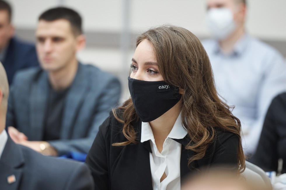 SPRING LAUNCH OF THE MBA PROGRAM SPRING LAUNCH OF THE MBA PROGRAM