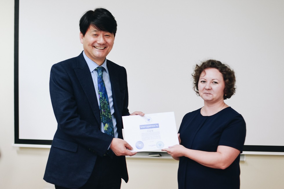 ИМО КФУ принял делегацию университета Синхай. Фотоотчет. ИМО КФУ принял делегацию университета Синхай. Фотоотчет.