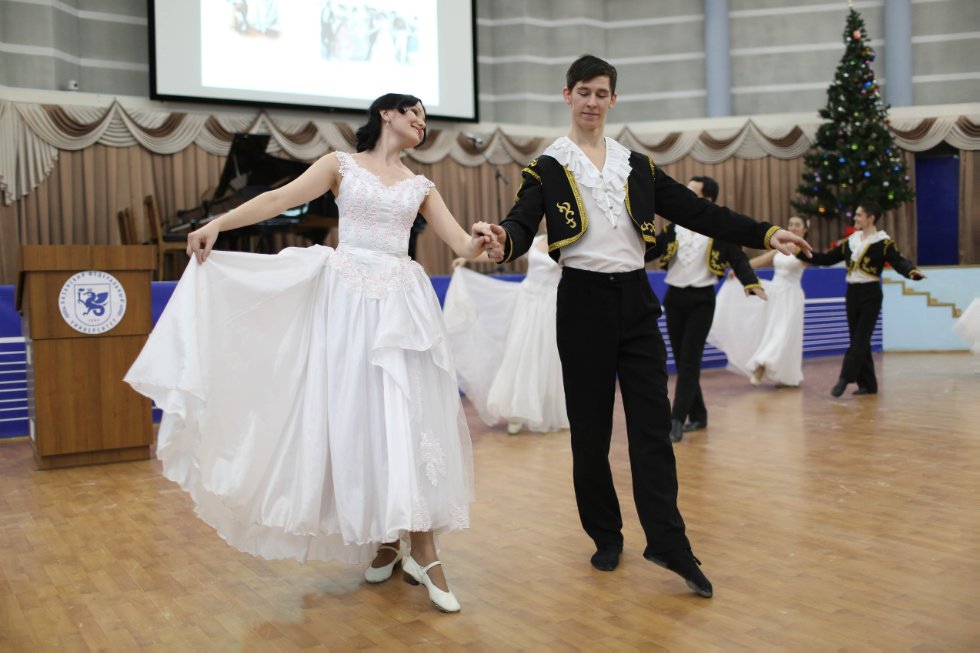 В преддверии Нового года? В преддверии Нового года?