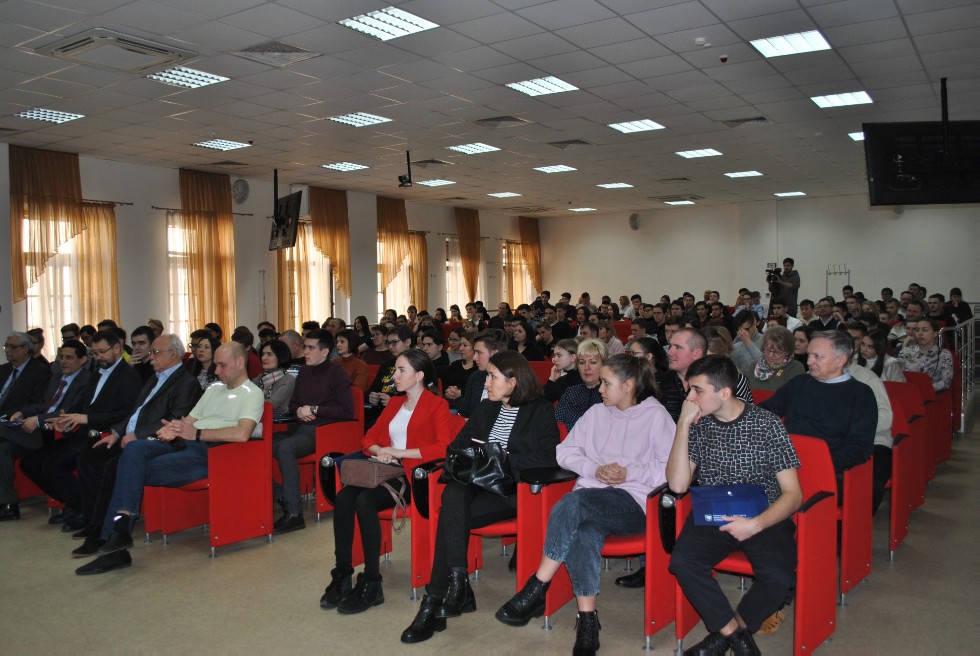 � ��������� �������� � ������������ ���������� ������ ���� �������� ������