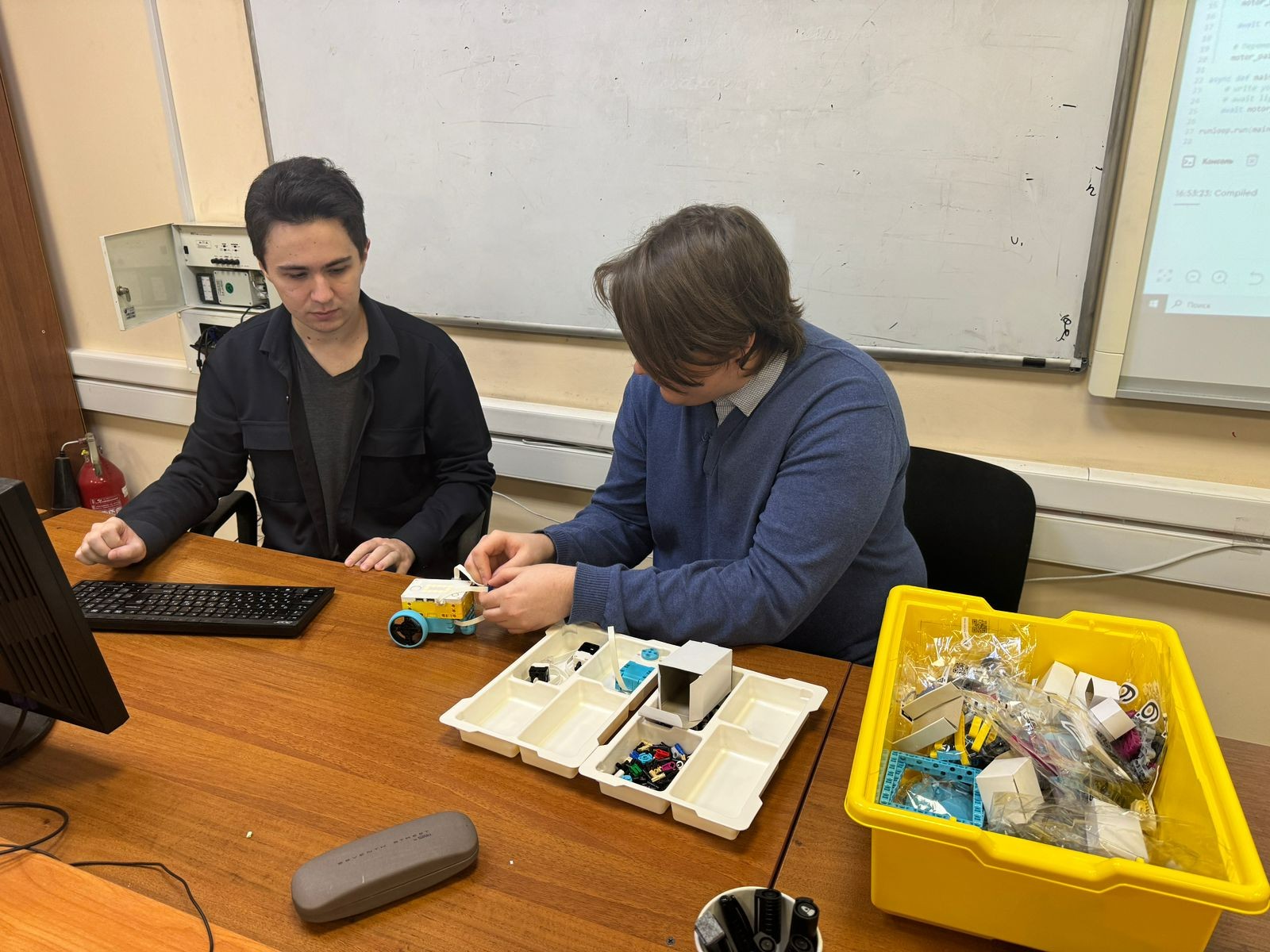 На кафедру ВМММ поступило новое оборудование На кафедру ВМММ поступило новое оборудование