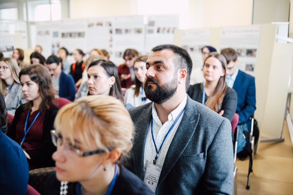 Коллоквиум молодых реставраторов ResCon-2019 начал работу в ИМО КФУ Коллоквиум молодых реставраторов ResCon-2019 начал работу в ИМО КФУ