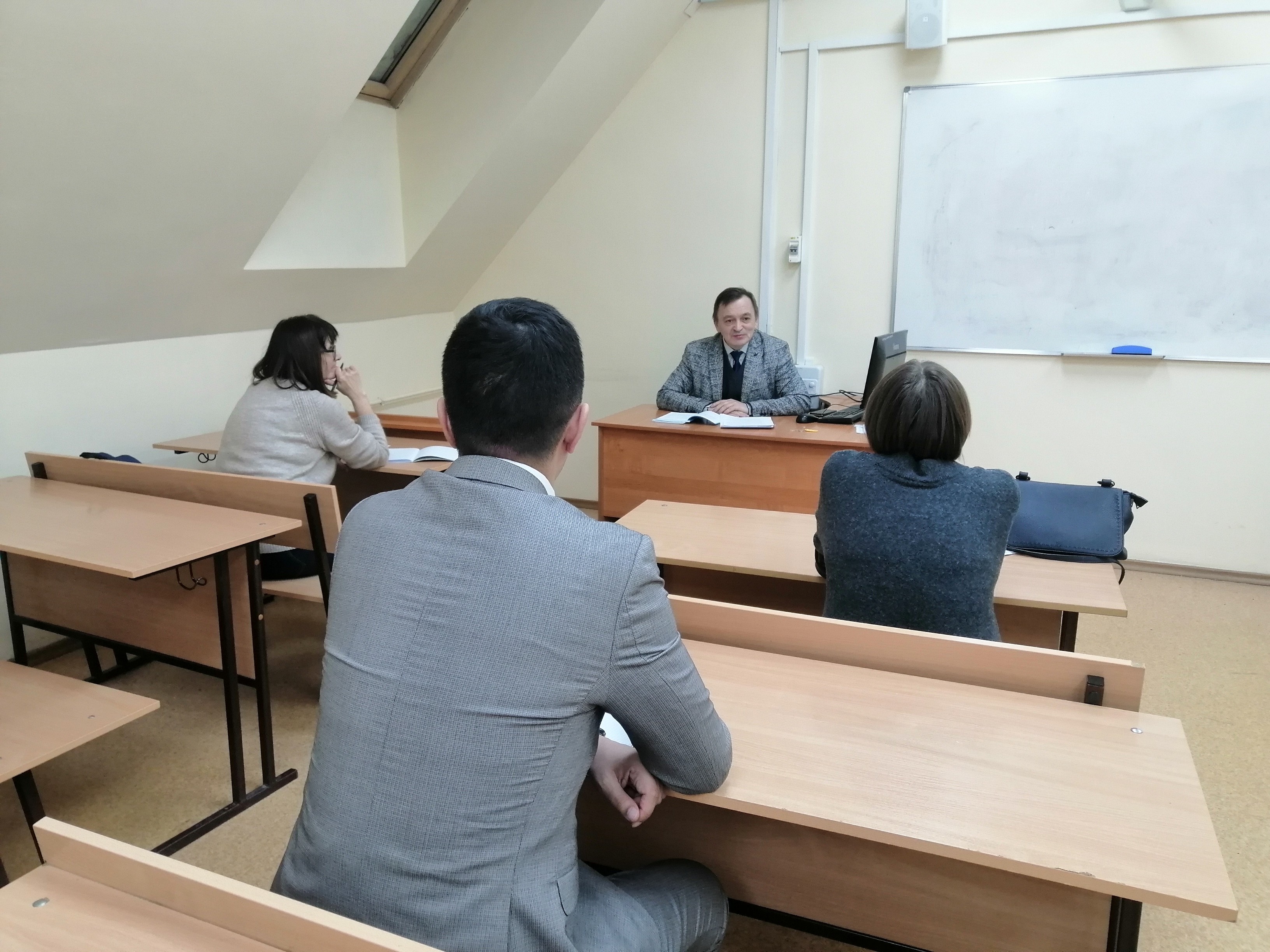 В ЦРК UNIVERSUM+ продолжается самая длительная и насыщенная программа повышения квалификации 'Методика подготовки и проведения автобусной экскурсии' В ЦРК UNIVERSUM+ продолжается самая длительная и насыщенная программа повышения квалификации 'Методика подготовки и проведения автобусной экскурсии'