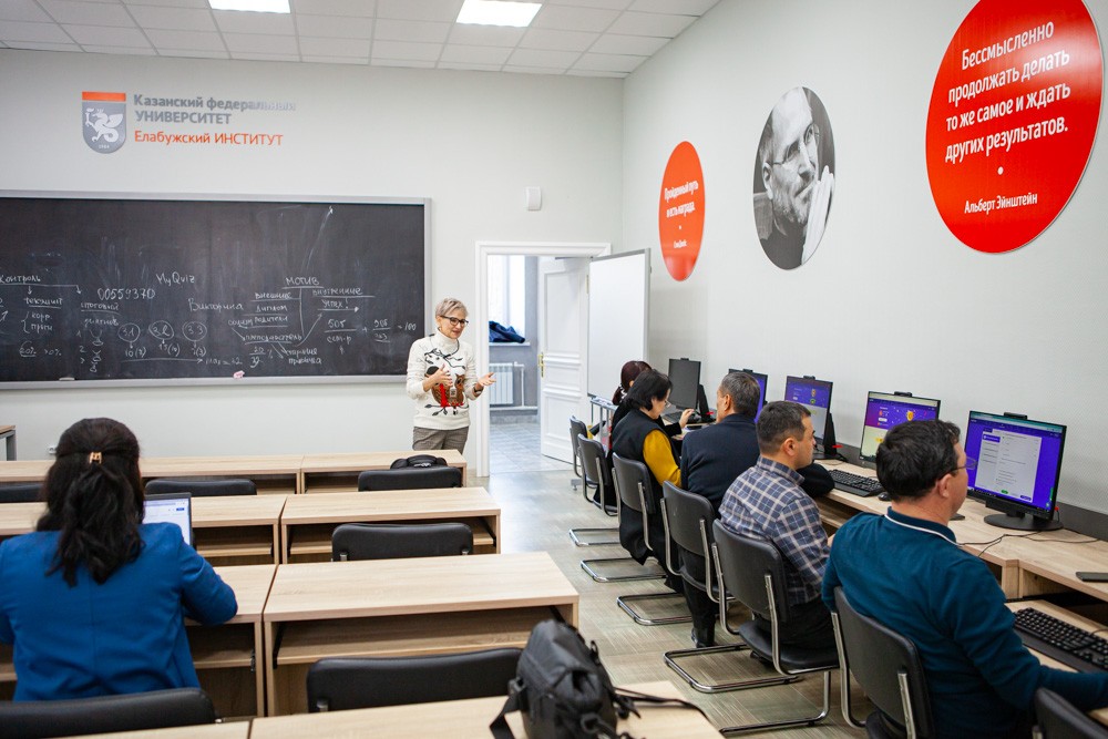 ����� ������ � ������� ������������: �������������� � ���������� ��������������� �������������