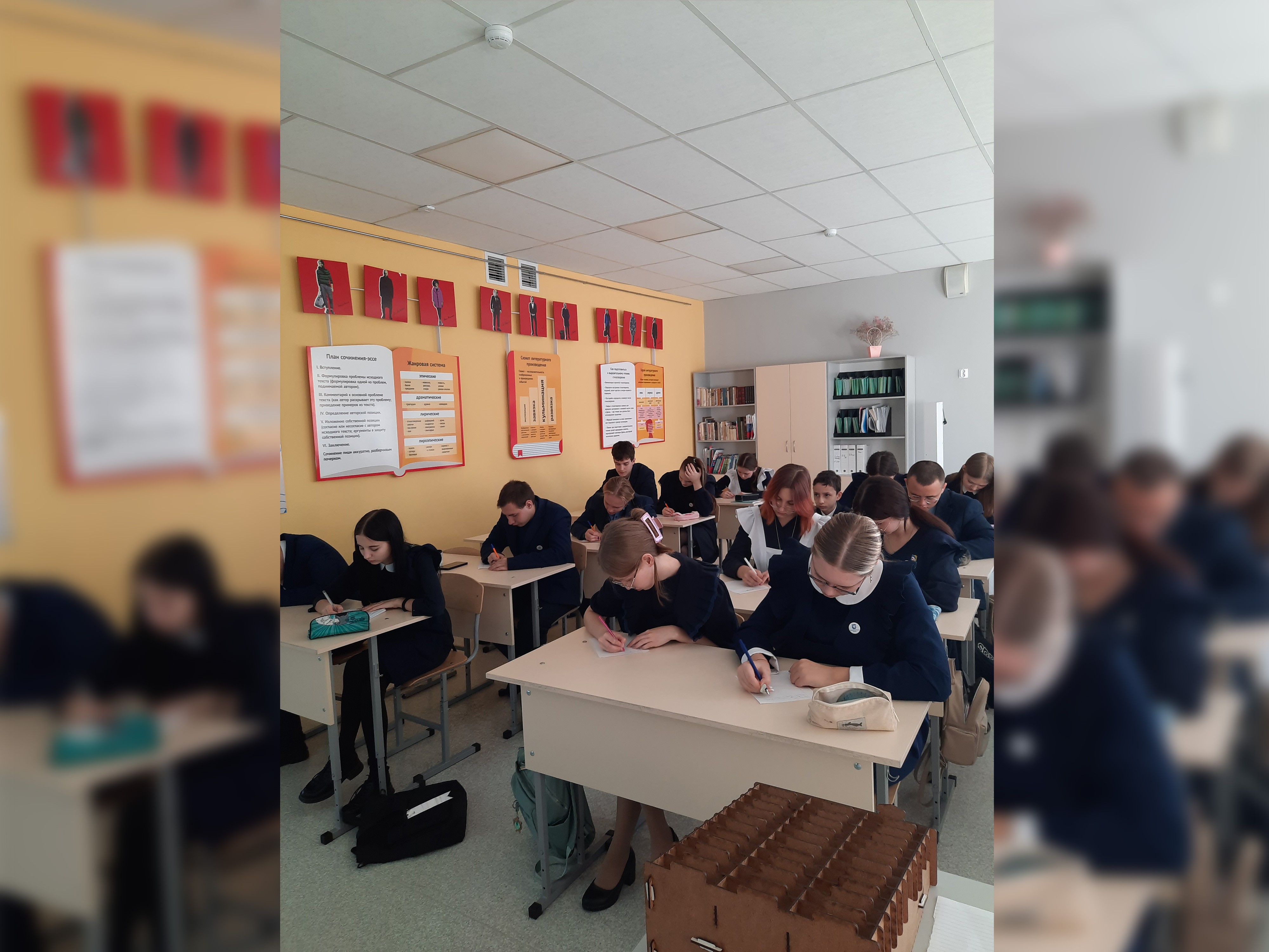 МНОГОМЕРНЫЙ ЯЗЫК СОВРЕМЕННОСТИ: ШКОЛЬНИКИ В РАМКАХ НАУЧНОГО КРУЖКА МНОГОМЕРНЫЙ ЯЗЫК СОВРЕМЕННОСТИ: ШКОЛЬНИКИ В РАМКАХ НАУЧНОГО КРУЖКА