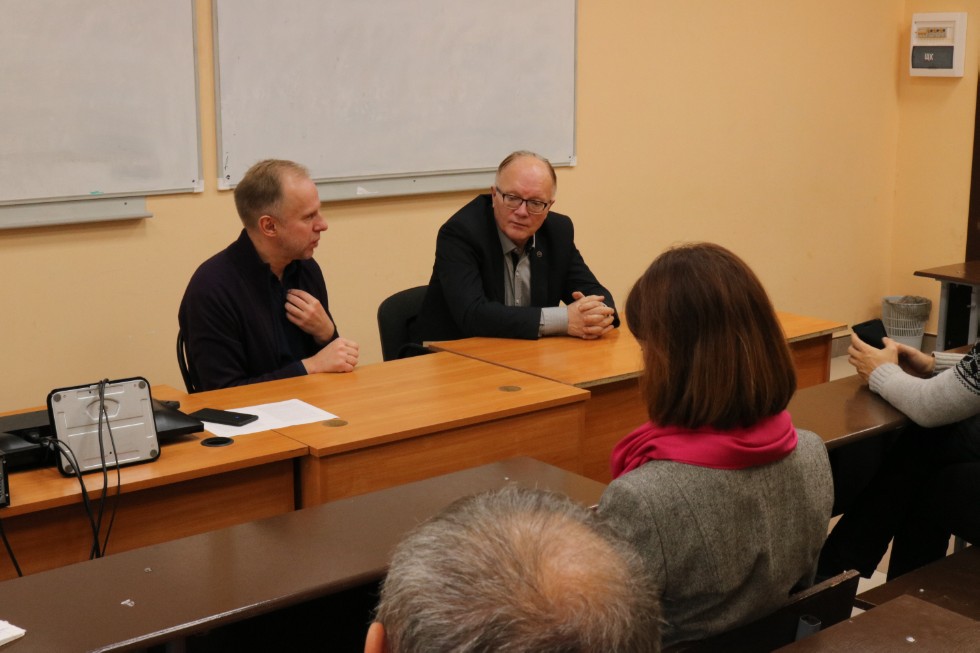 � ������ � ���� - ������ �����, �������� ������ ���������������� � �������������� ������������ � ����������, ���������� �������� ��������� ��������� � ��������������� ������ ��� ���������� ��