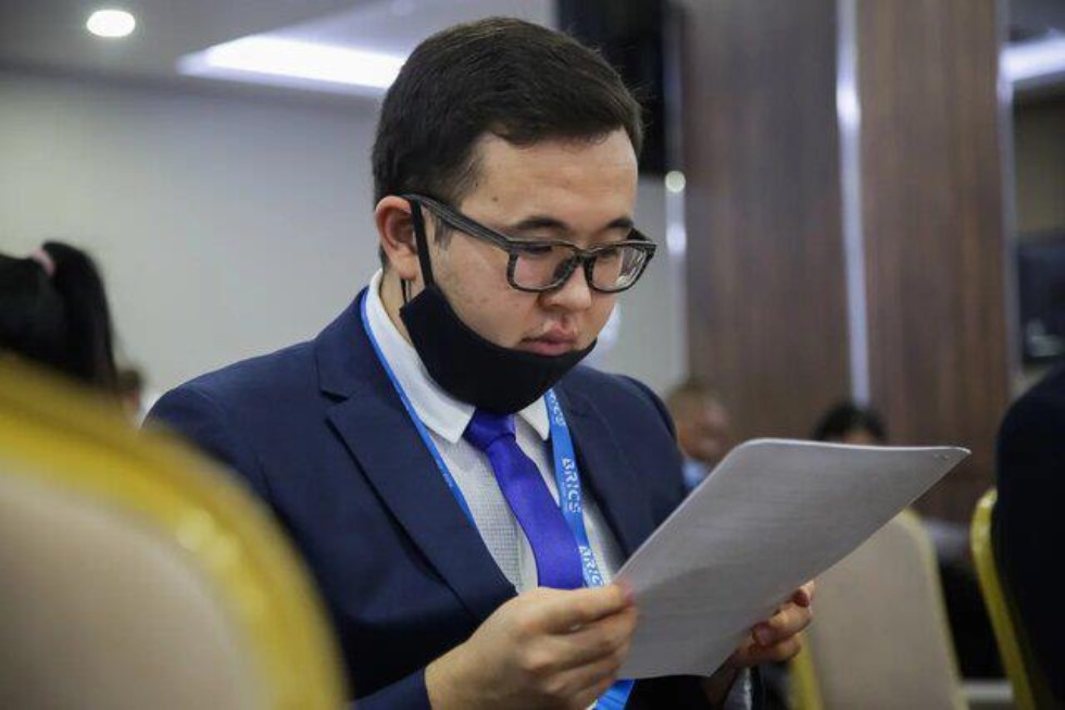 Лингвисты на Молодежном Саммите Лингвисты на Молодежном Саммите