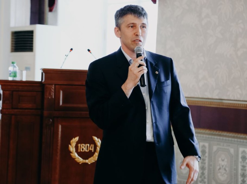 ����� XII ���������� ����������� ������� � ��������� ������������