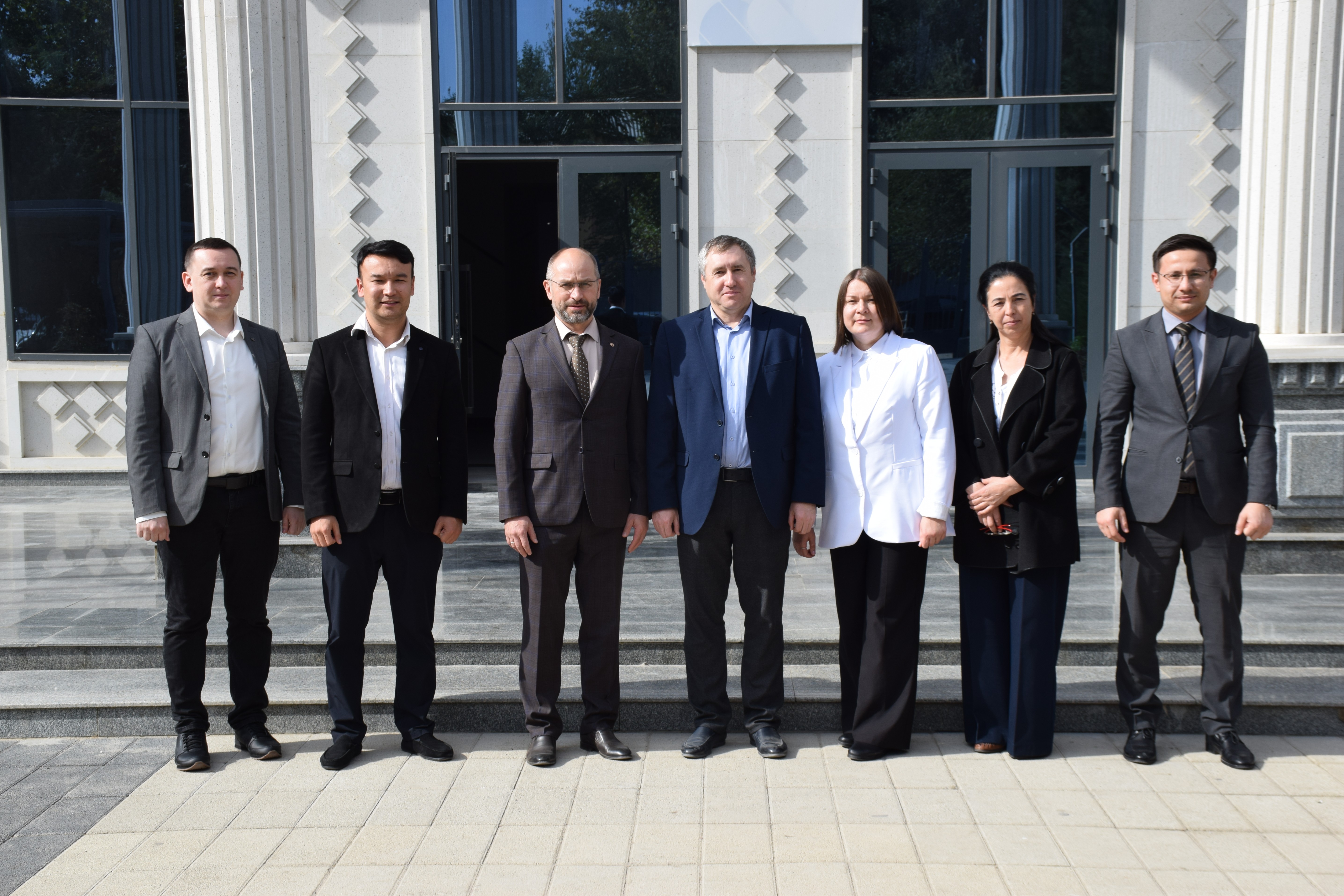 ������� ����� �������������� ������ � ������ ��� � �. �������