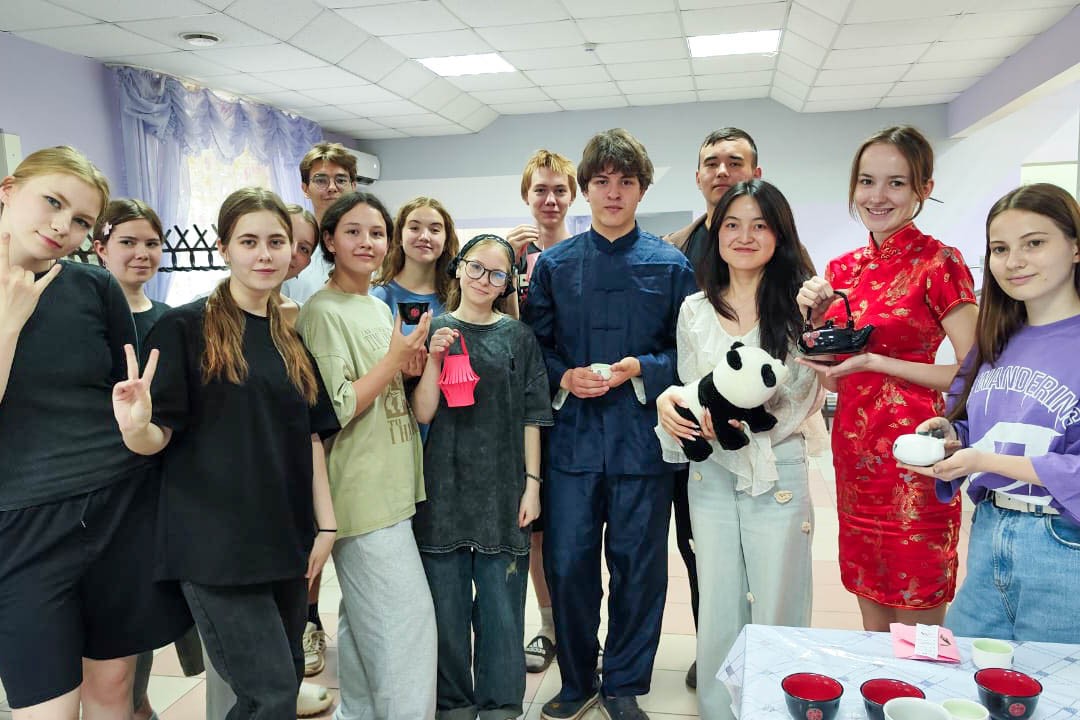 День китайской культуры отметили в лагере 'Буревестник' День китайской культуры отметили в лагере 'Буревестник'