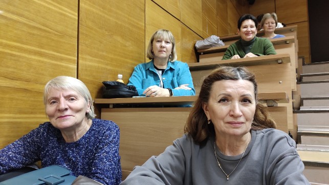 Слушатели Университета третьего возраста с большим интересом посещают лекции по истории Казани Слушатели Университета третьего возраста с большим интересом посещают лекции по истории Казани