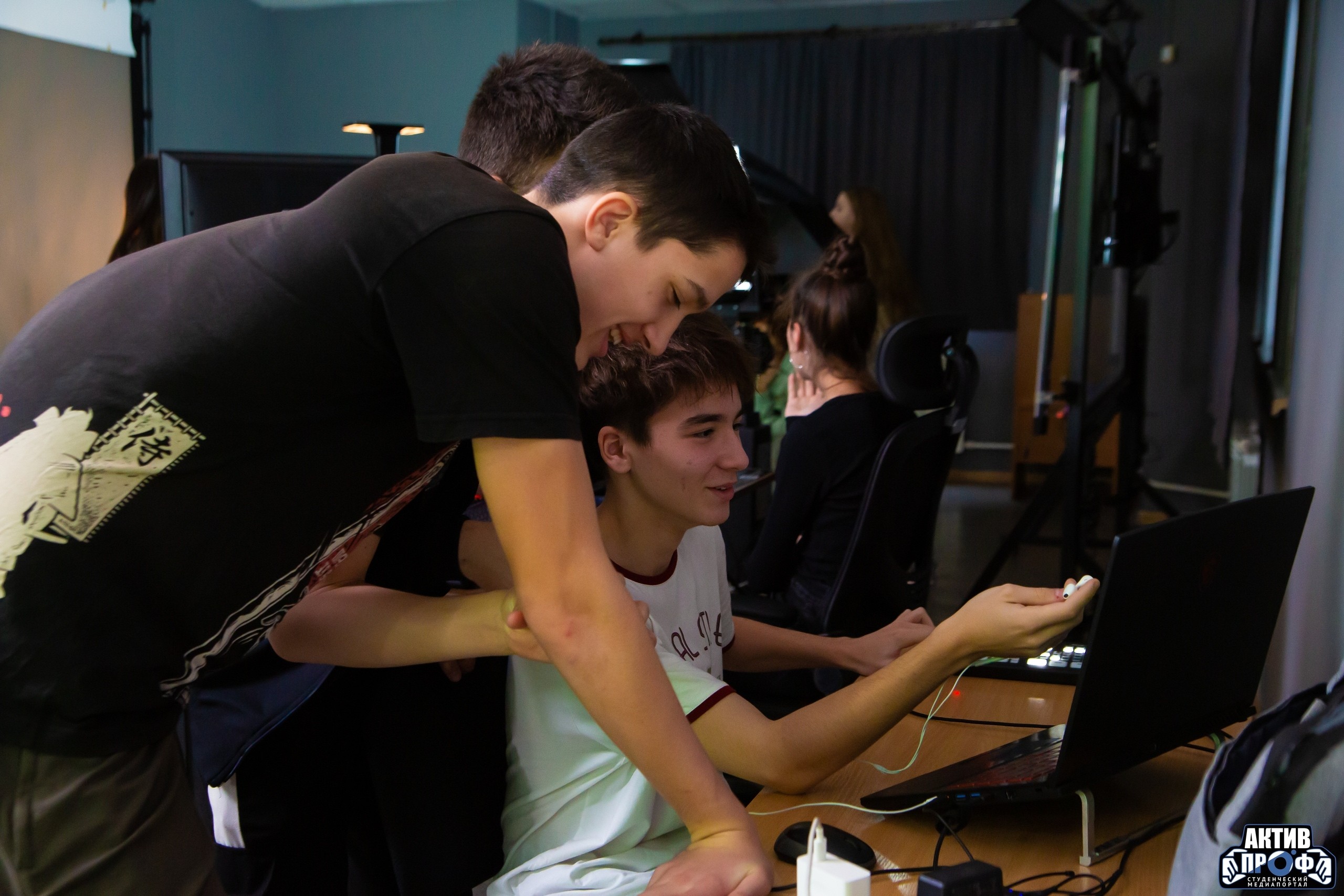 '    FUTURAUTO' ,'    FUTURAUTO',  , 