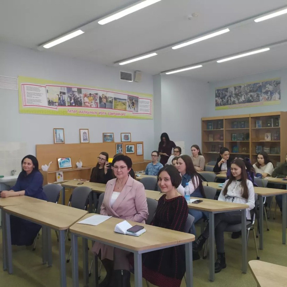 Туган телләр көне Туган телләр көне