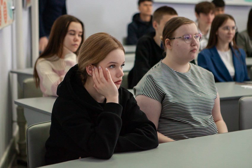 Юридические и психолого-педагогические механизмы профилактики правонарушений несовершеннолетних обсудили в Елабужском институте КФУ Юридические и психолого-педагогические механизмы профилактики правонарушений несовершеннолетних обсудили в Елабужском институте КФУ