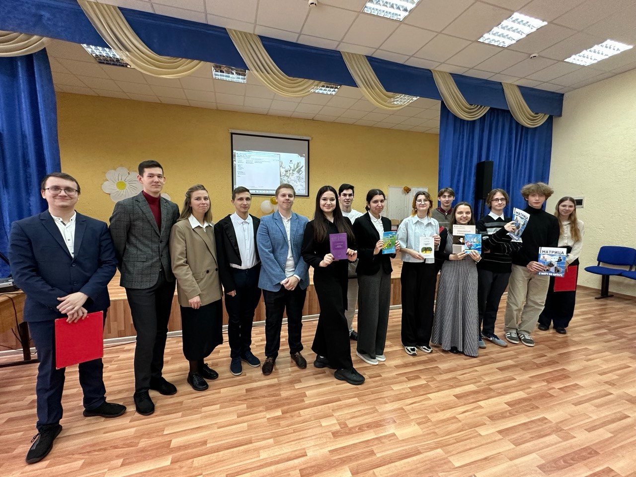 Математики университета ? школьникам Математики университета ? школьникам