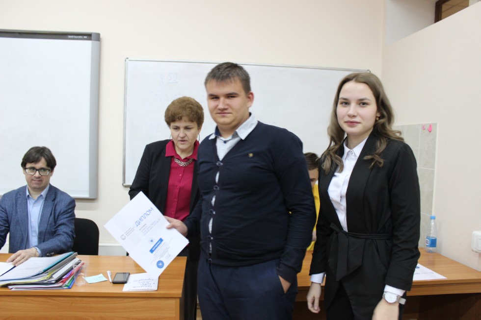 213 �����������