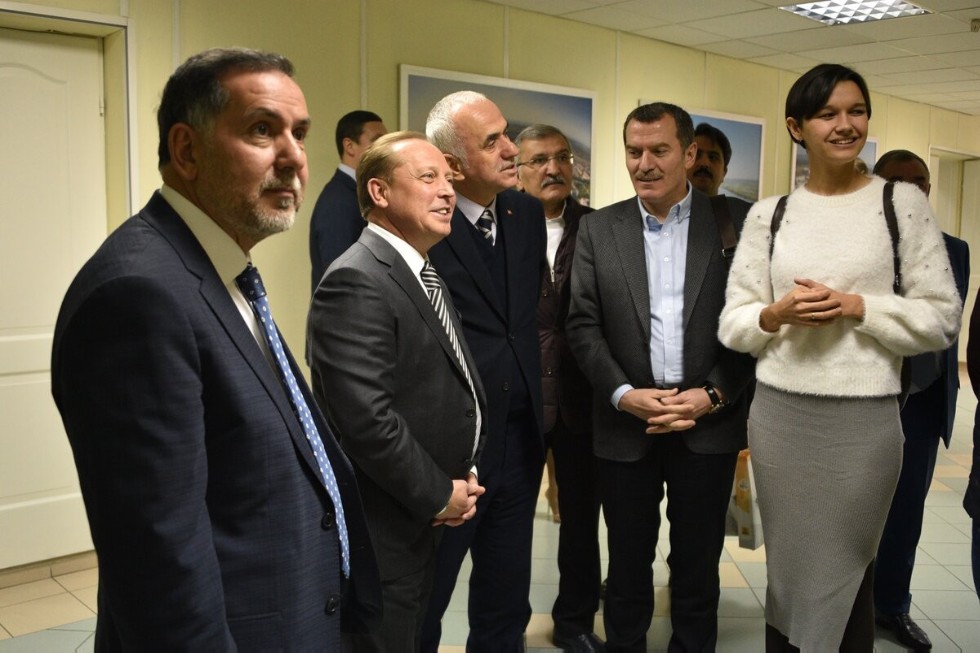 ����� �� ���� �����������, ��� ��� ����� ��-������� '������'?