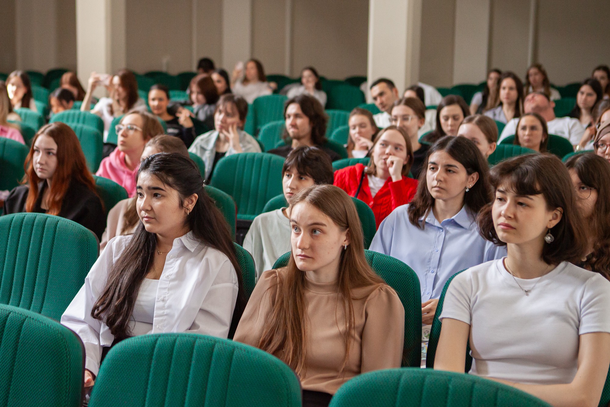 В Елабужском институте КФУ прошел концерт на китайском языке В Елабужском институте КФУ прошел концерт на китайском языке