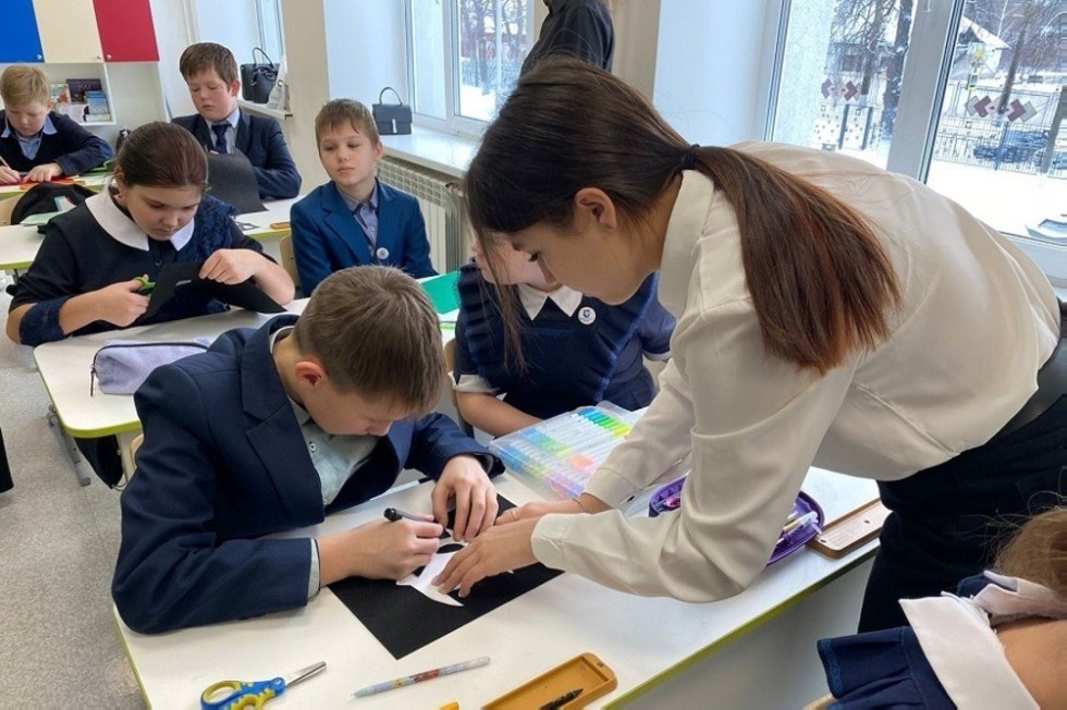 Состоялся мастер-класс 'Новогодняя маска из фетра' Состоялся мастер-класс 'Новогодняя маска из фетра'