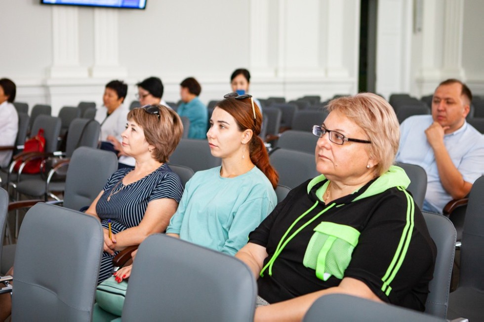 В Елабужском институте КФУ прошли курсы повышения квалификации для учителей из Киргизии
