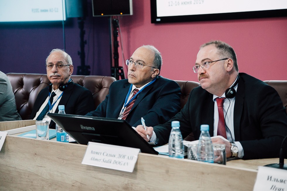 В Институте международных отношений проходит I Международный научный симпозиум 'История и культура Золотой Орды' В Институте международных отношений проходит I Международный научный симпозиум 'История и культура Золотой Орды'