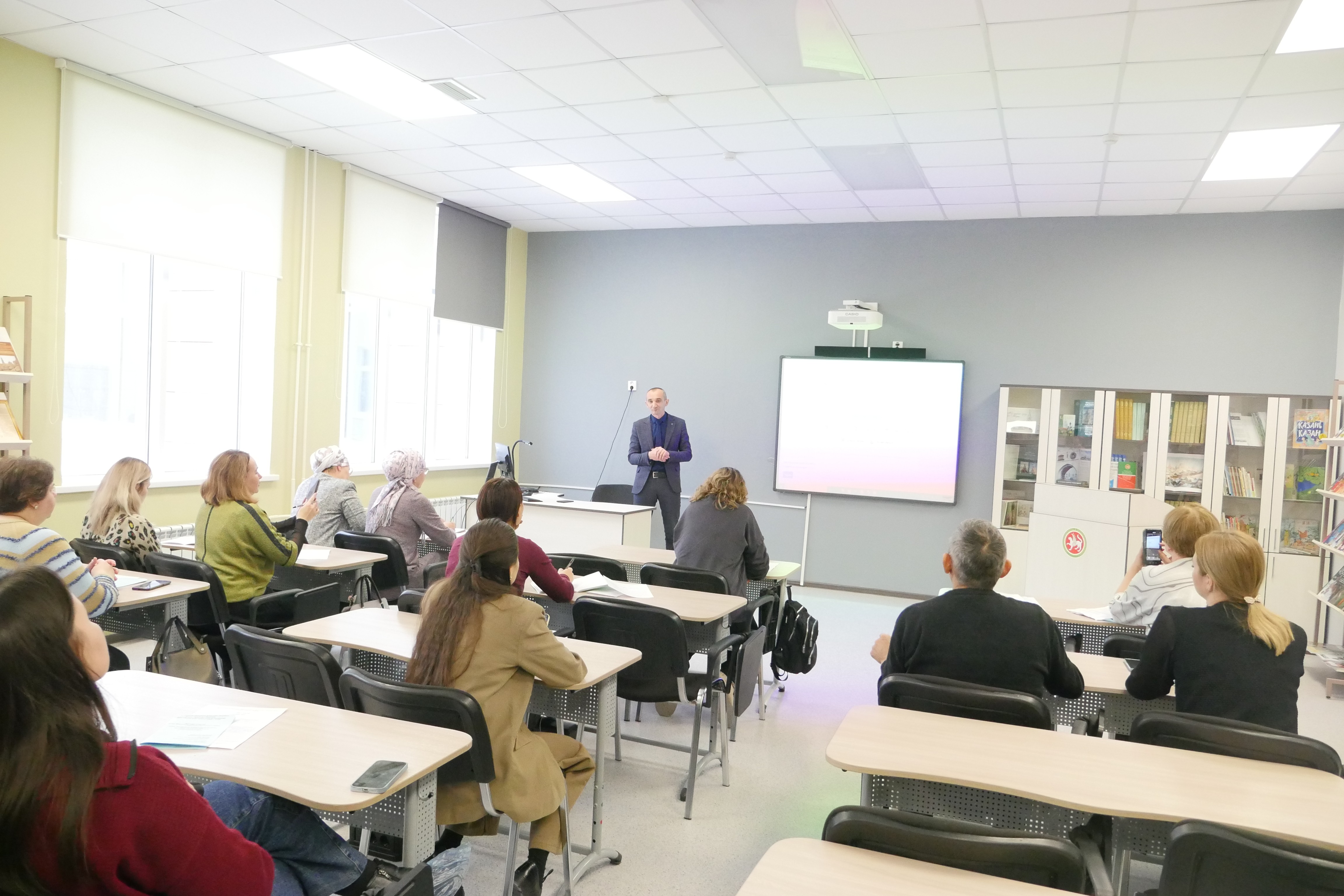 Использование цифровых сервисов и инструментов в работе педагога: опыт стажировки в гимназии Использование цифровых сервисов и инструментов в работе педагога: опыт стажировки в гимназии