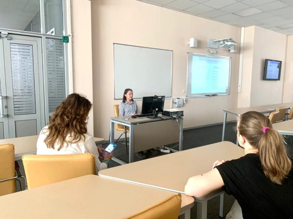 � ��������� ����������, ��������� � �������� ��� ��������� V ������������� ������������� ����� 