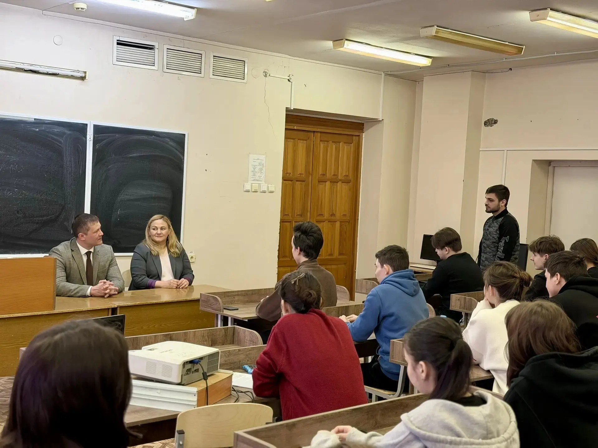 В гостях у будущих юристов В гостях у будущих юристов