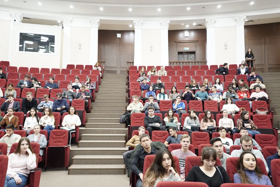 Влиятельный российский аналитик на лекции в КФУ дала прогноз роста цен на 2019 год Влиятельный российский аналитик на лекции в КФУ дала прогноз роста цен на 2019 год