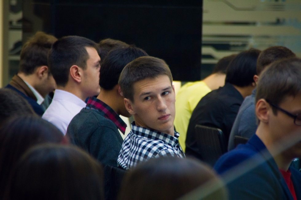 The best students will study free