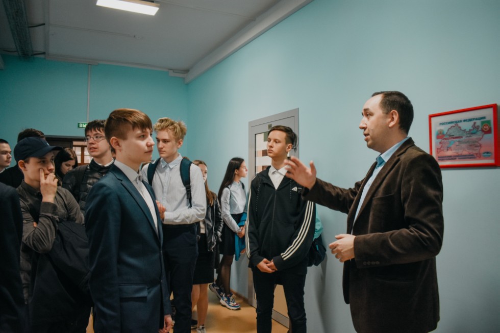 ����� ��������� ���� ������������� 