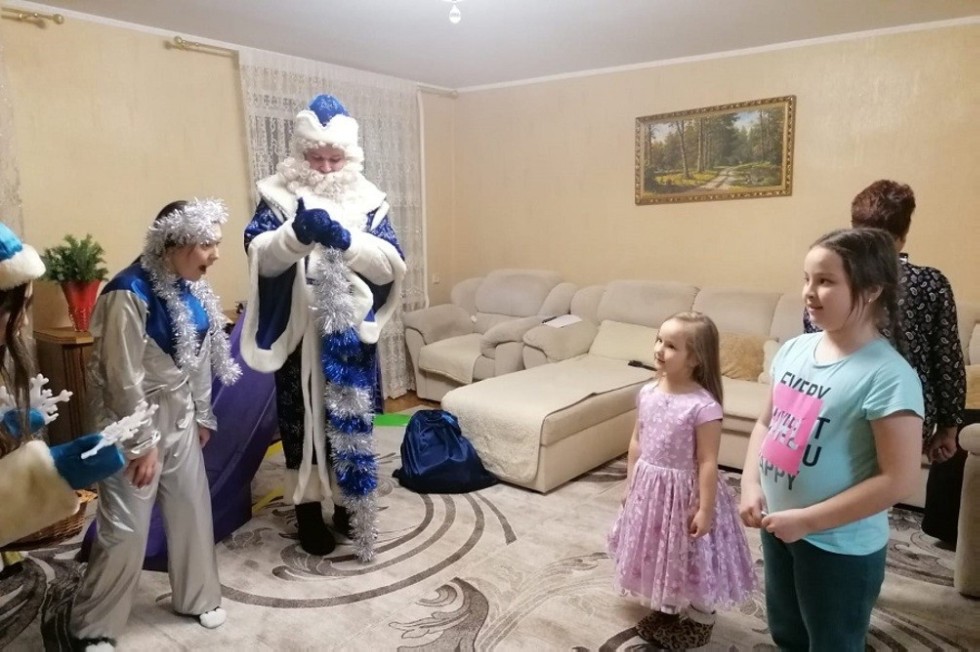 'Праздник в каждый дом': с наступающим Новым годом! 'Праздник в каждый дом': с наступающим Новым годом!