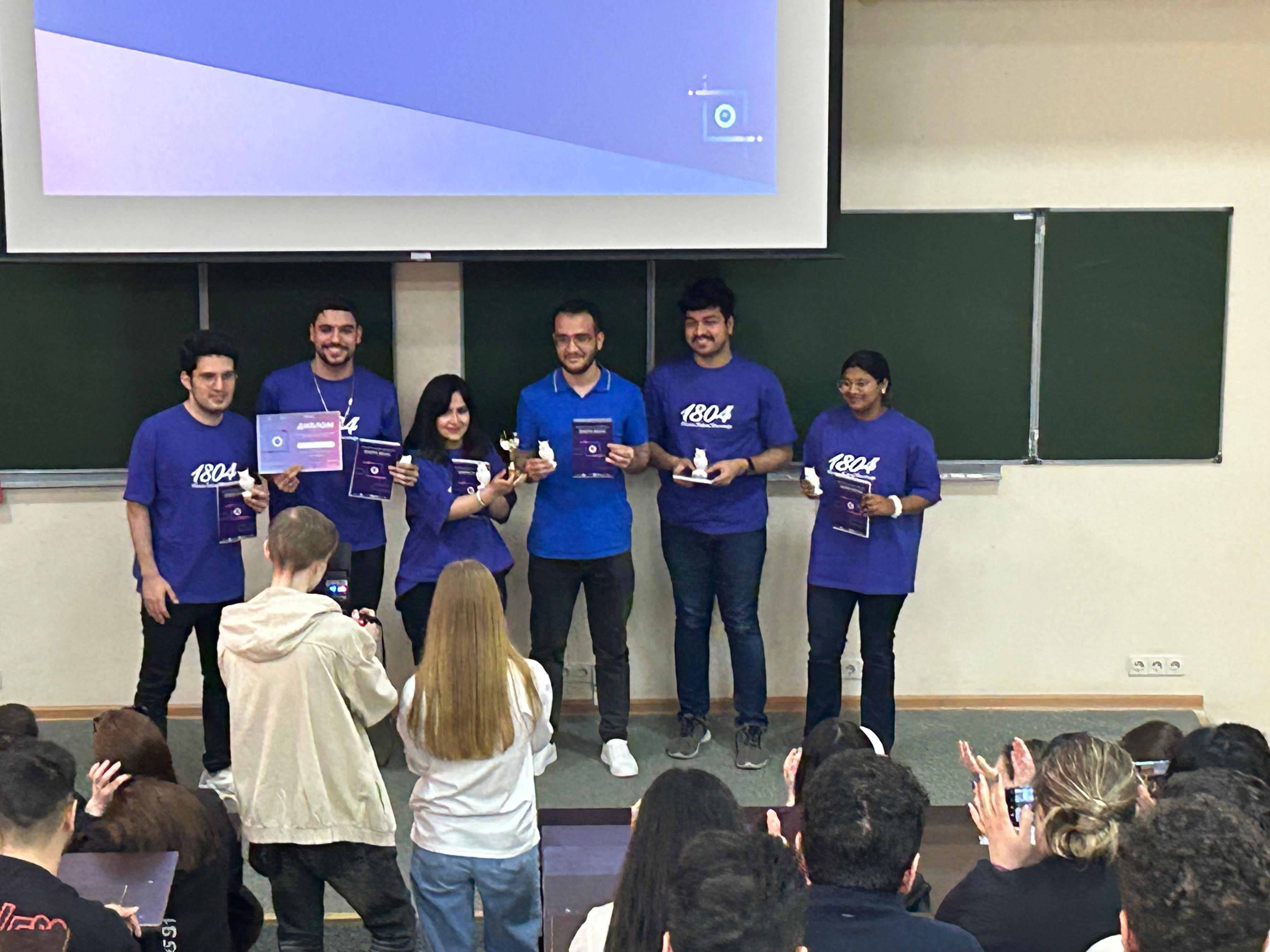 25 ������ 2024 ���� � ������ ������������� ��������� '�����������' �������� ����� ��� ������� �������, ��� ���������� � ������ ������� ��� ��������� 'Platonic Alies', � ���������������� ���� '���� ����' (������������ �������� 'Jeopardy')