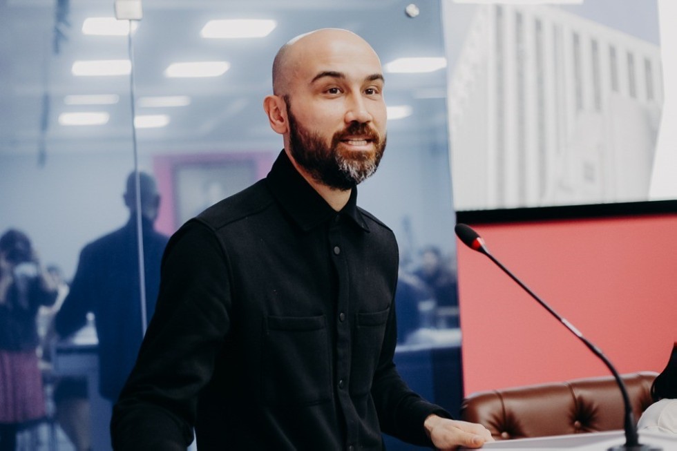 ���� �������� ������ � ���