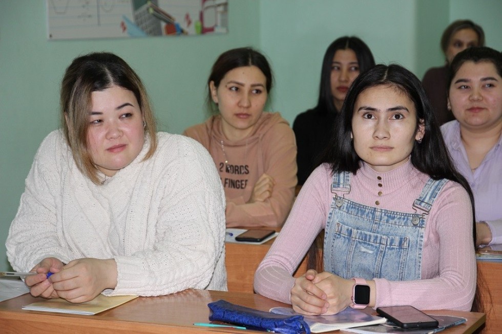 ������� ������: ������������ � �������