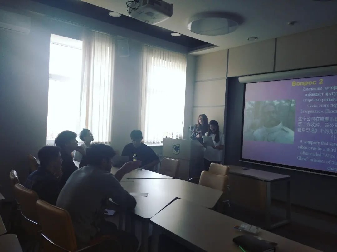 Преподаватели кафедры учёта, анализа и аудита приняли участие в Дне открытых дверей для иностранных студентов Преподаватели кафедры учёта, анализа и аудита приняли участие в Дне открытых дверей для иностранных студентов