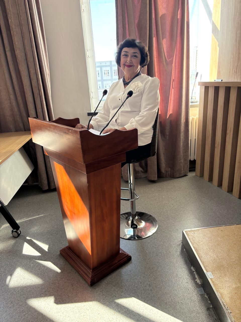 Открытая лекция профессора Р.А. Валеевой в Северо-Восточном педагогическом университете: знакомство студенчества КНР с педагогическим наследием В.А. Сухомлинского Открытая лекция профессора Р.А. Валеевой в Северо-Восточном педагогическом университете: знакомство студенчества КНР с педагогическим наследием В.А. Сухомлинского