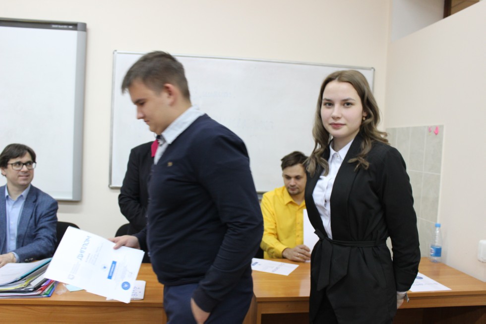 213 �����������