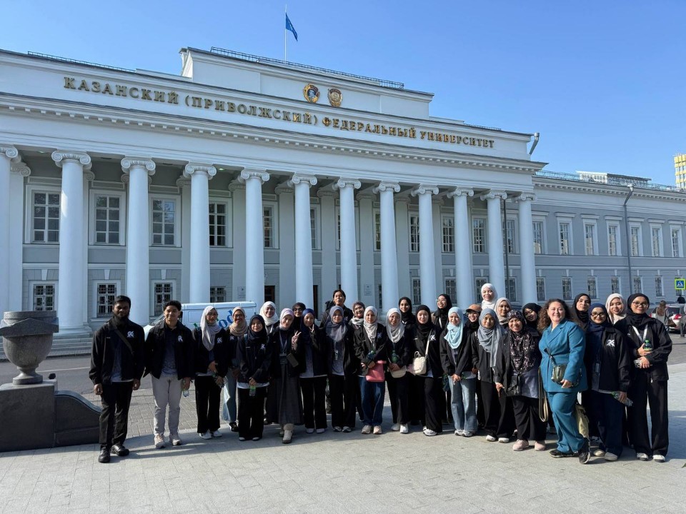 Студенты из Малайзии проходят стажировку в КФУ Студенты из Малайзии проходят стажировку в КФУ