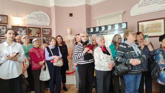 Вальс жизни в доме Левушки Толстого Вальс жизни в доме Левушки Толстого