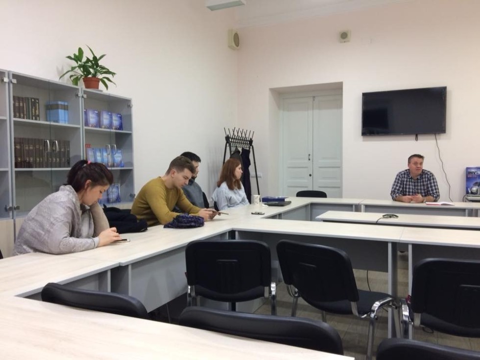 Заседание Евроклуба с участием профессора университета Восточной Финляндии Поля Фрайера Заседание Евроклуба с участием профессора университета Восточной Финляндии Поля Фрайера