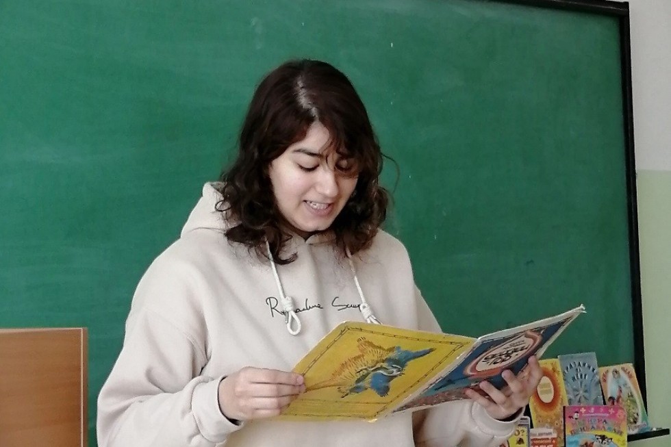 Кураторский час на тему 'Формирование культуры восприятия поэтической лирики' Кураторский час на тему 'Формирование культуры восприятия поэтической лирики'