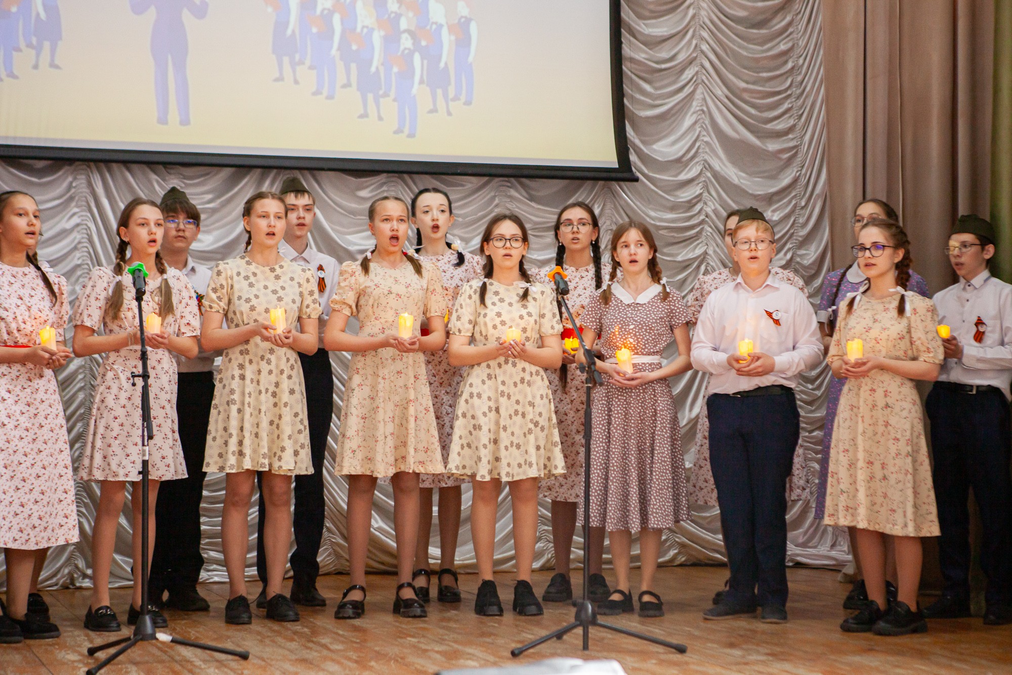 В Елабужском институте прошёл конкурс 'Битва хоров', посвящённый 80-летию Победы в Великой Отечественной войне В Елабужском институте прошёл конкурс 'Битва хоров', посвящённый 80-летию Победы в Великой Отечественной войне