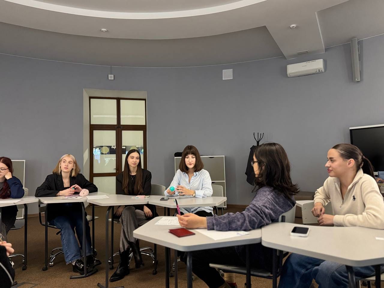 Деловая игра 'Новые виды девиации: профилактика и коррекция' Деловая игра 'Новые виды девиации: профилактика и коррекция'