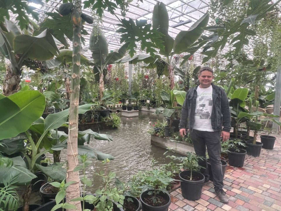 Доцент кафедры географии и картографии Алмаз Мансурович Сабирзянов с рабочим визитом в Бухарском государтсвенном университете Доцент кафедры географии и картографии Алмаз Мансурович Сабирзянов с рабочим визитом в Бухарском государтсвенном университете