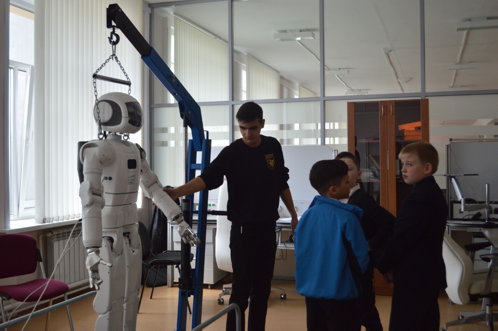 ����� ��������� ���� ������������� 