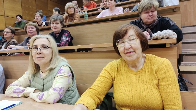 Слушатели Университета третьего возраста с большим интересом посещают лекции по истории Казани Слушатели Университета третьего возраста с большим интересом посещают лекции по истории Казани